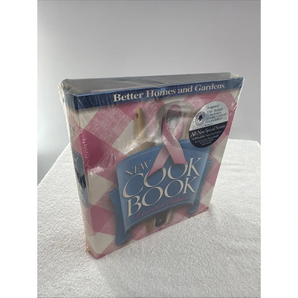 Better Homes & Gardens New Cookbook Limited Edition Pink 2005 Ring Bound Sealed
